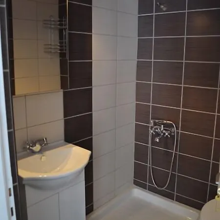 Alexandros Apartamento