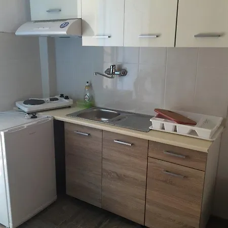 Apartment Alexandros *