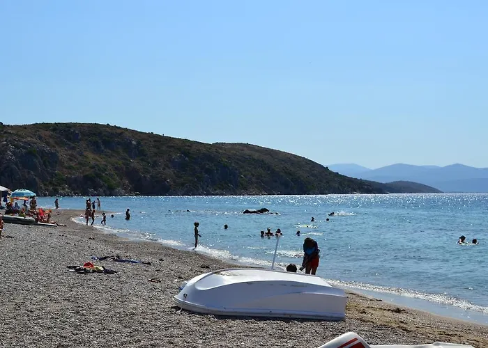 Alexandros Apartment *